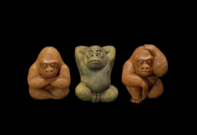 netsuke_gorilla_1.jpg